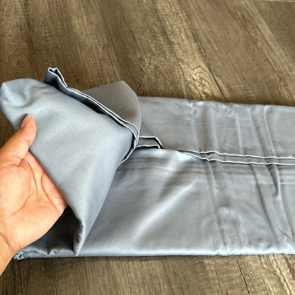 PURÉ earth | 1 flat bedsheet only (solid blue)